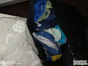 Prodajem deciji garderobu od 0 do 5 godina pun dzak