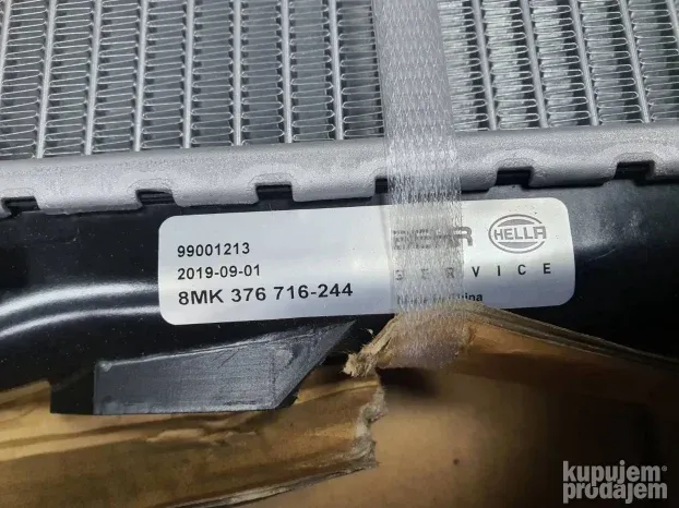 Hladnjak za BMW BEHR HELLA SERVICE 8MK 376 716-244