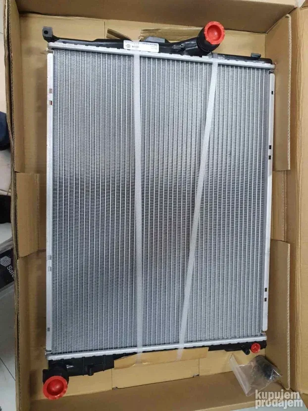 Hladnjak za BMW BEHR HELLA SERVICE 8MK 376 716-244