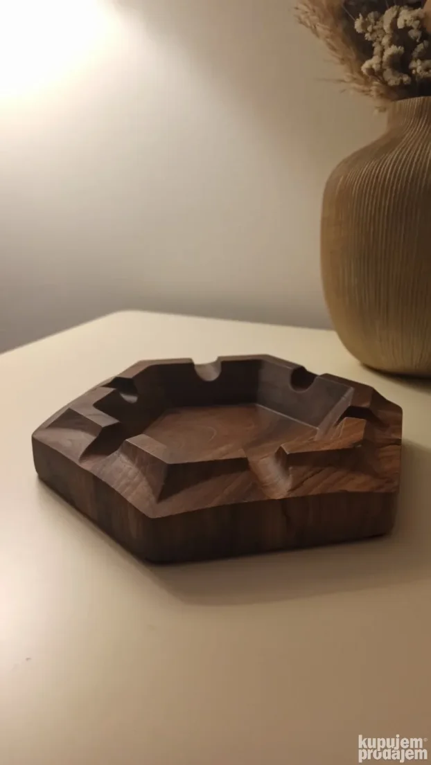 Usluzno secenje i graviranje na Laseru i CnC-u