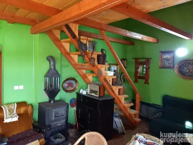 Vikendica u Čurugu, 90m2!