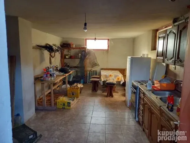 Vikendica u Čurugu, 90m2!