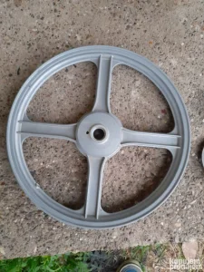 Piaggio si prednja felna