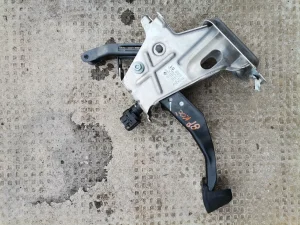 Audi a3 8p pedala papuca kocnice