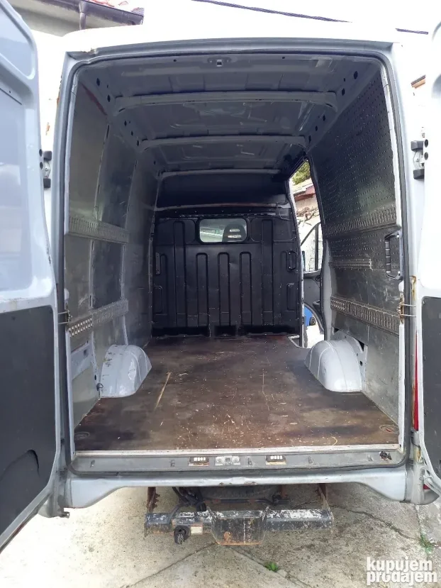 2004 Iveco Daily 35 S 15