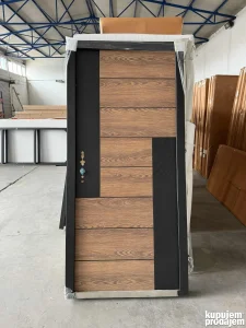 Ulazna Vrata Sigurnosna Akcija Ugradnja Dostava