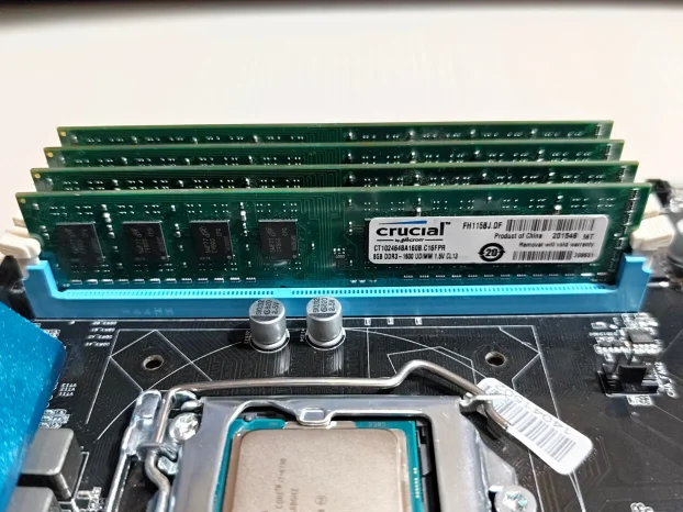 ASRock H97 Pro4 + I7-4790 + 32GB DDR3 odlicna polukon