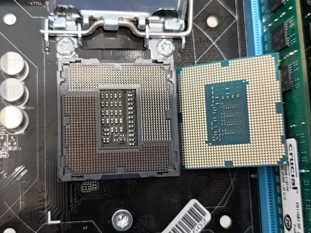 ASRock H97 Pro4 + I7-4790 + 32GB DDR3 odlicna polukon