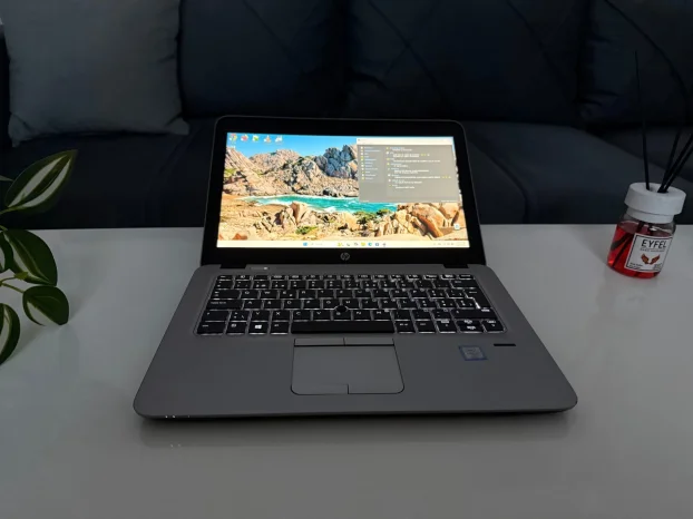 HP EliteBook 820 G3 - i5 6300U/ 12GB/ SSD/ FHD IPS  #00025