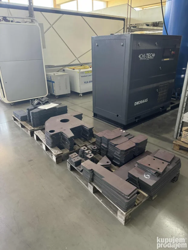 Lasersko sečenje / zavarivanje lima  CNC savijanje metala