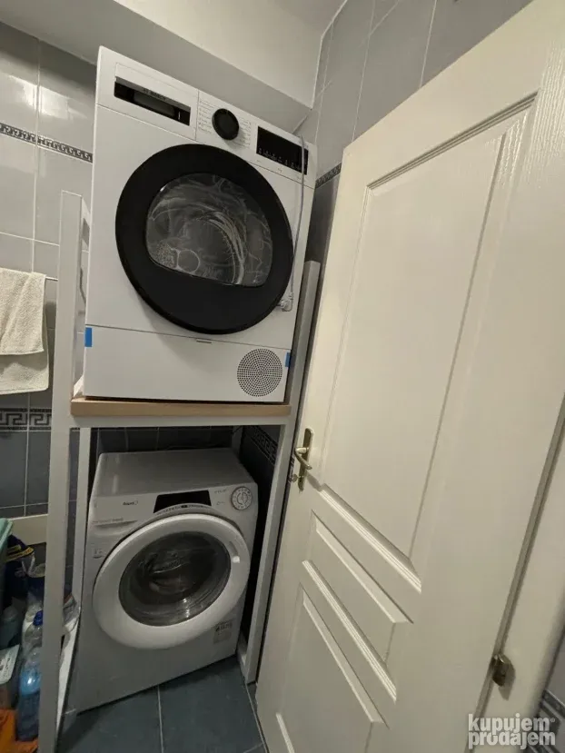 Jake police za mašinu za sušenje