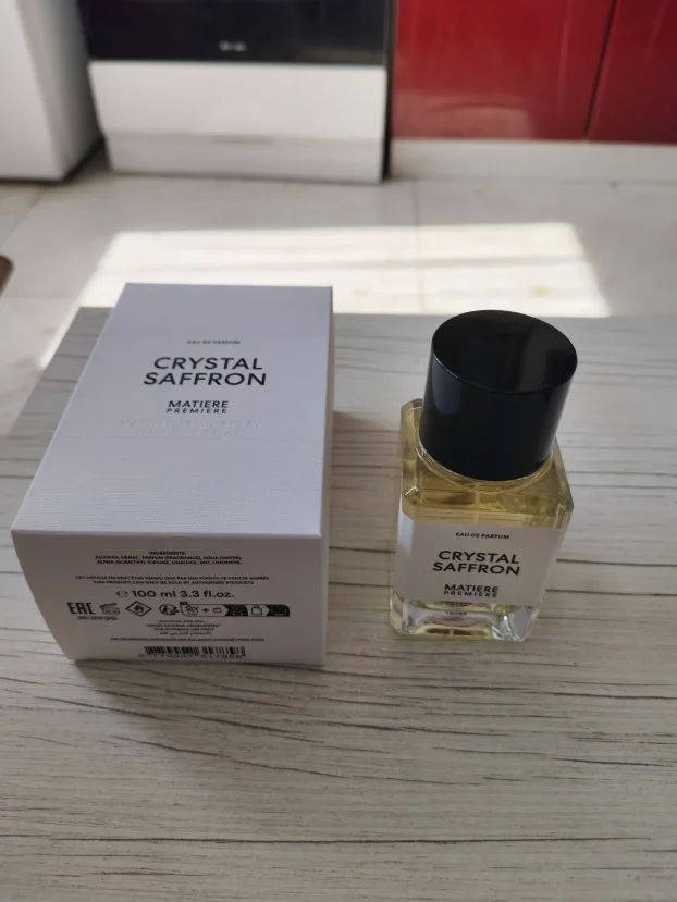 Crystal Saffron Matiere Premiere dekanti