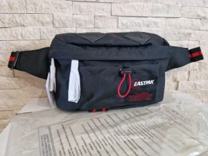 EASTPAK / Torbica oko struka - ramena / NOVO ORG. /