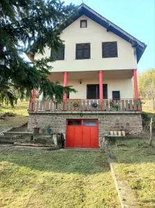 Beočin, Rakovac, 5+ petosobna, 148 m²