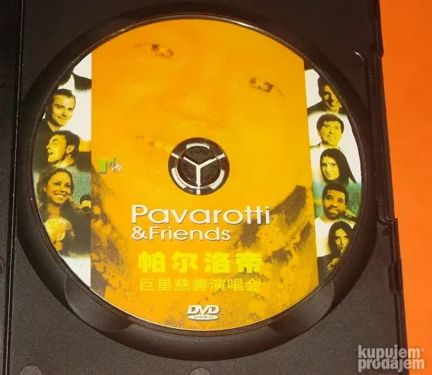 Pavarotti & frends For Guatemala and Srpsko Kosovo
