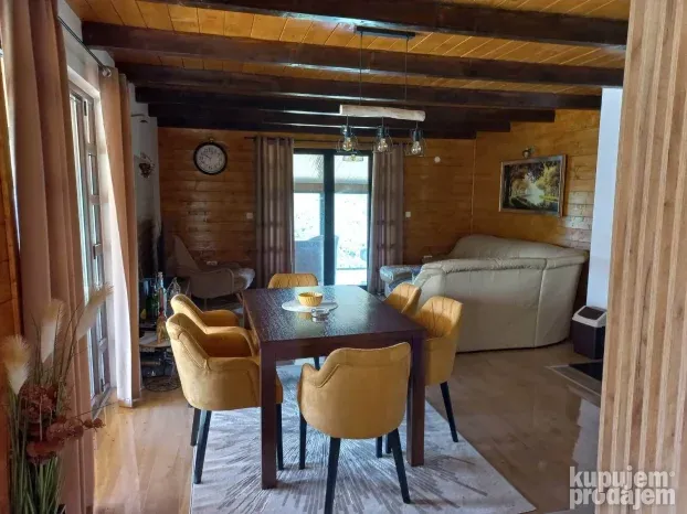 Vikendica Guča