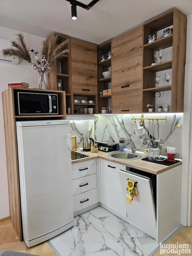 Apartmani Giga Vrnjačka Banja sve info.na tel:063643095