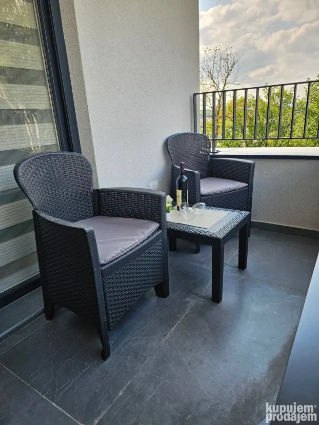 Apartmani Giga Vrnjačka Banja sve info.na tel:063643095