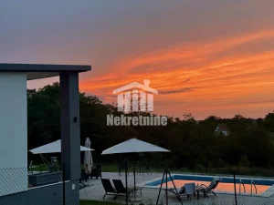 Nikole Mihailovića, Lisović, 3.0 trosobna, 92 m²