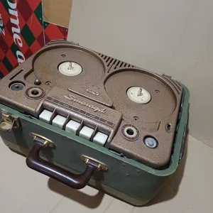 stari Magnetofon RFT Smaragd