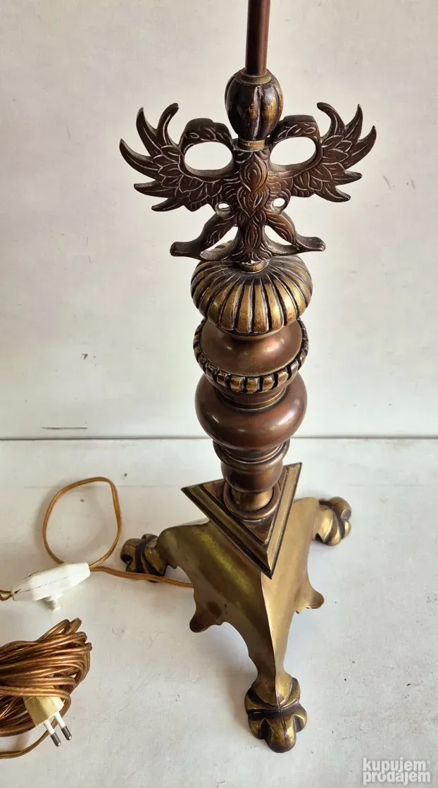 Izuzetna velika stara mesingana lampa sa staklenim abazurom