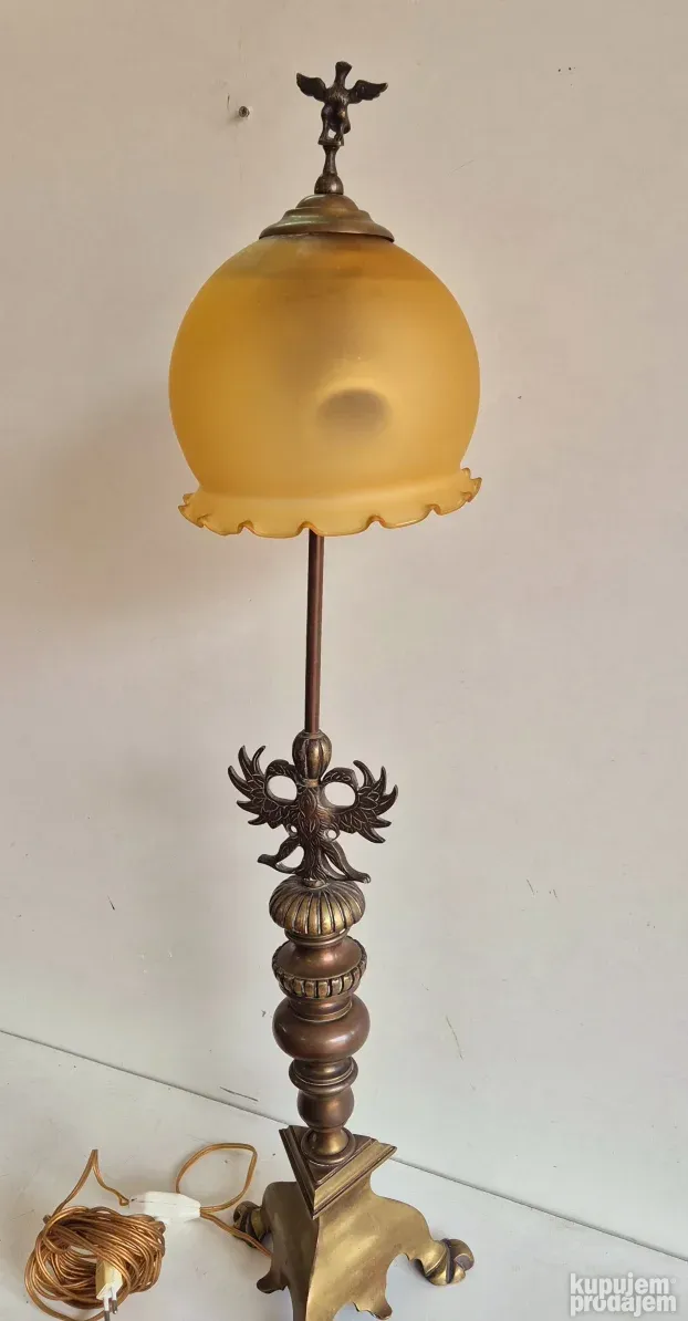 Izuzetna velika stara mesingana lampa sa staklenim abazurom