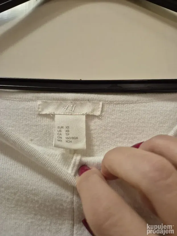 H&M beli džemper (kupljen u Holandiji)