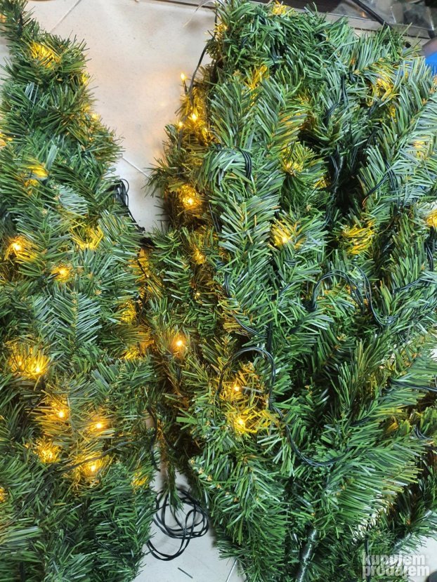 Novogodisnja jelka 180cm sa led lampicama - otava