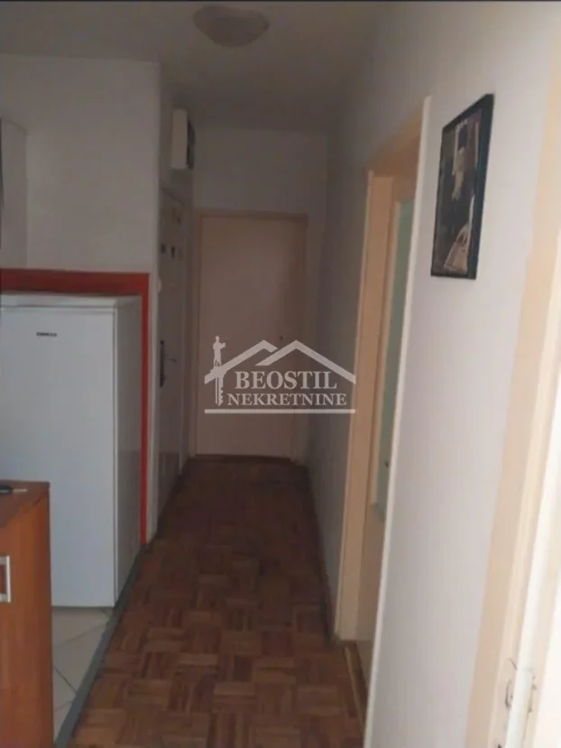 Jelezovačka, Resnik, Rakovica, Beograd - KupujemProdajem