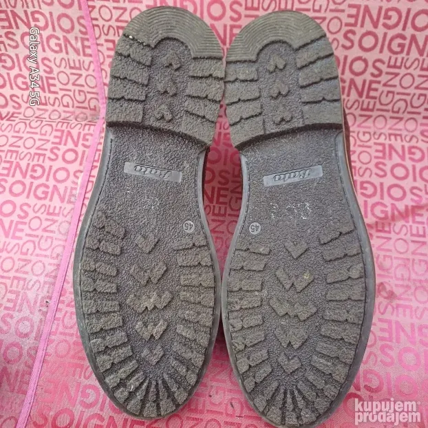 Bata 45 duboka kozna cipela djon sirova guma topp