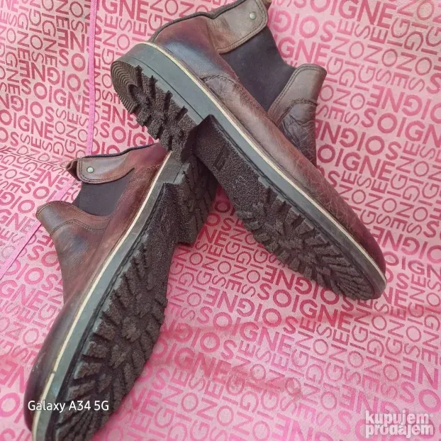 Bata 45 duboka kozna cipela djon sirova guma topp