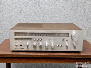 Akai AA-1050