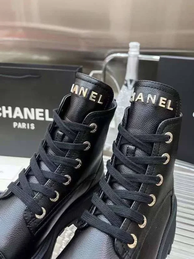 chanel b