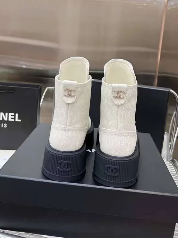 chanel b