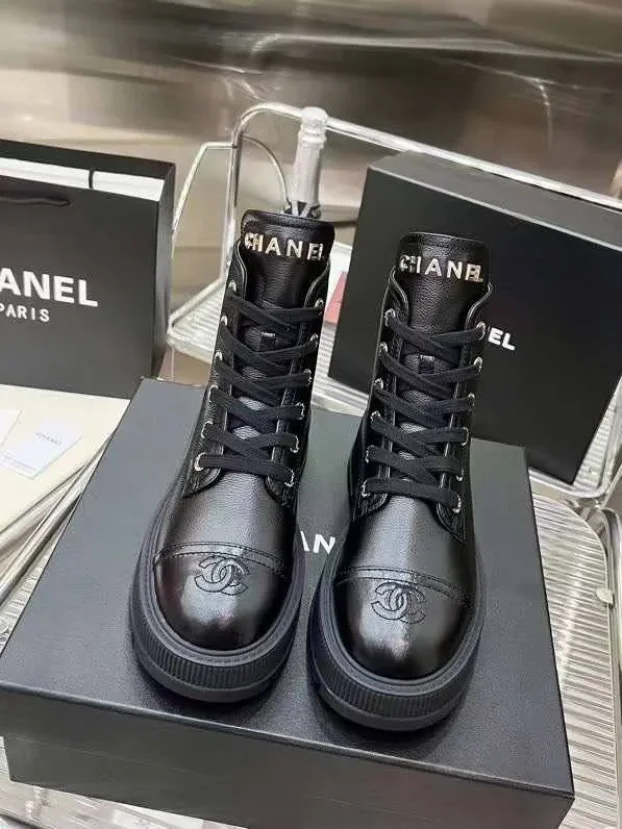 chanel b