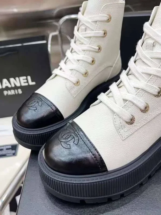 chanel b