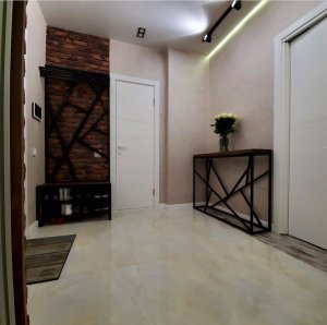 Delux uređenje predsoblja Industrijski stil