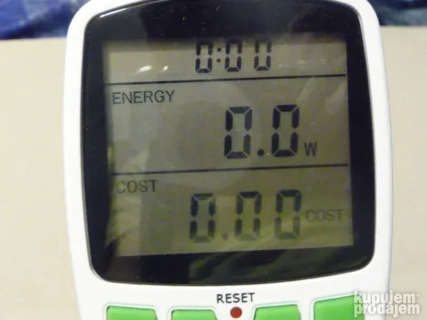 WAT METAR , AMPER , VOLT  kWh, na uticnicu.  Arendo