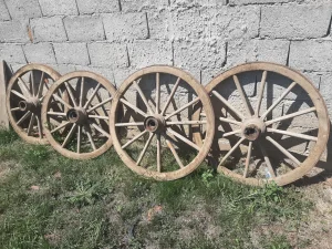 tockovi zapreznih kola veci manji