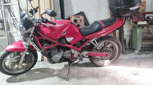 Suzuku Bandit 400
