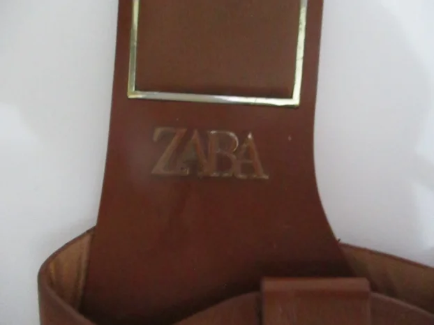 ZARAkožne papuče