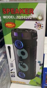 ZVUCNIK/karaoke sa mikrofonom ZQS 6202