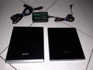 2 x Eksterni CD "Sony" DRX-S70U-W i DRX-S77U