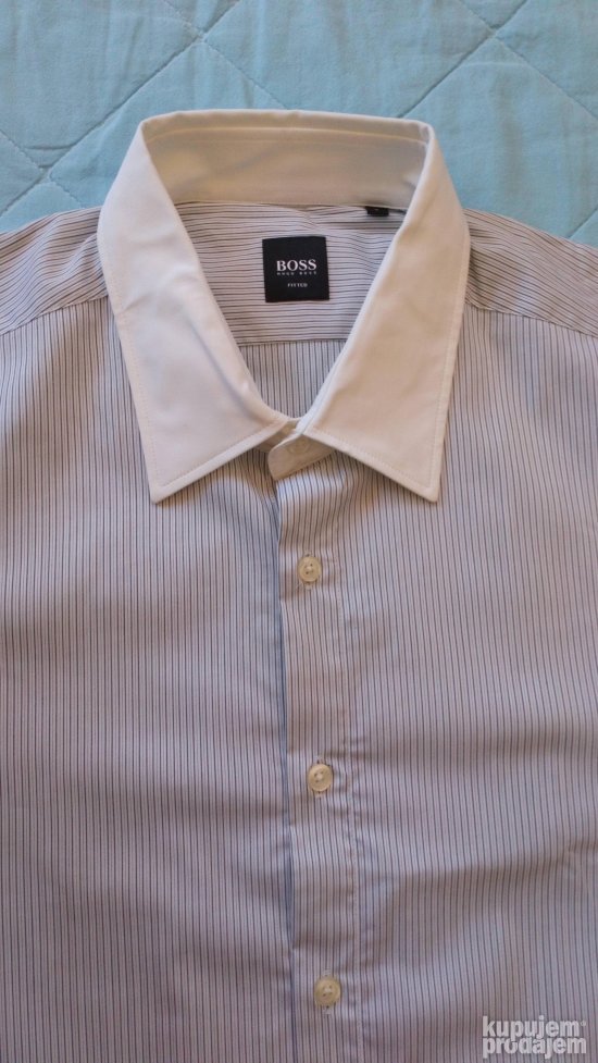 Nova muska kosulja (L) Hugo Boss - samo jos jedna u ponudi