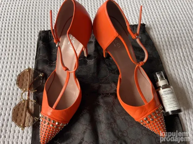 GUCCI ORIGINAL narandzaste kozne stikle sandale 40.5 26-26cm