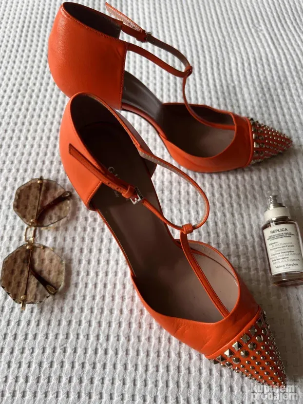 GUCCI ORIGINAL narandzaste kozne stikle sandale 40.5 26-26cm
