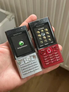 Sony Ericsson T700