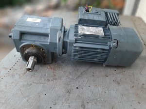 Reduktor 0,55kw sa frekvent. od 5 do 40