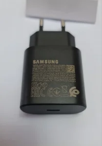Original Samsung fast charger 25 w / Brzi punjac 25w