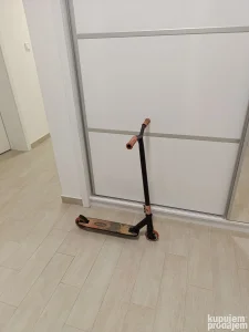 Trotinet za trikove